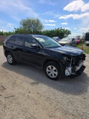 2019 Toyota RAV4 LE - Exterior Front Right Corner Image